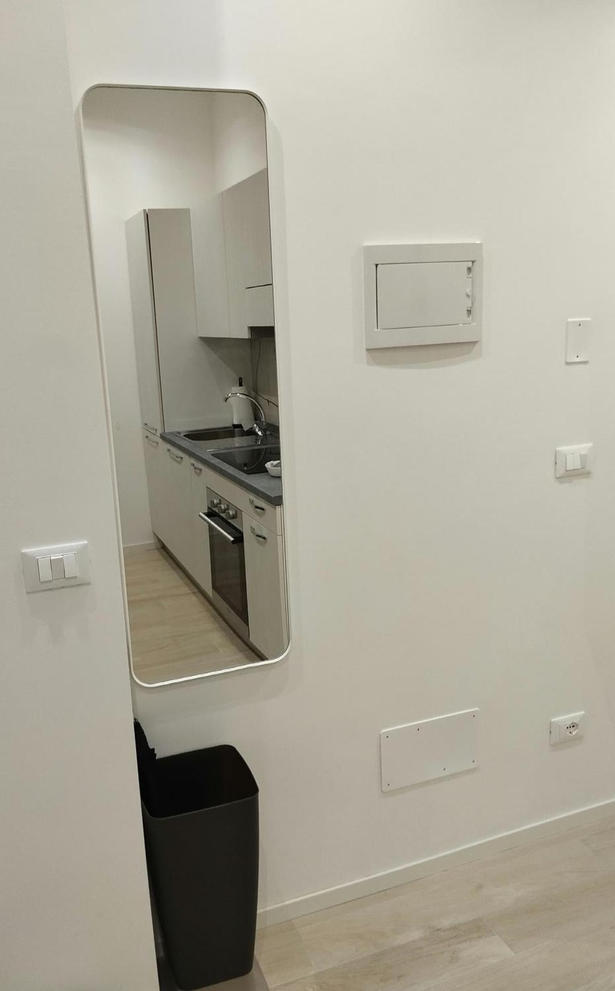 Llhome Bologna Elegante Monolocale Ristrutturato Con Posto Auto Coperto Zewnętrze zdjęcie